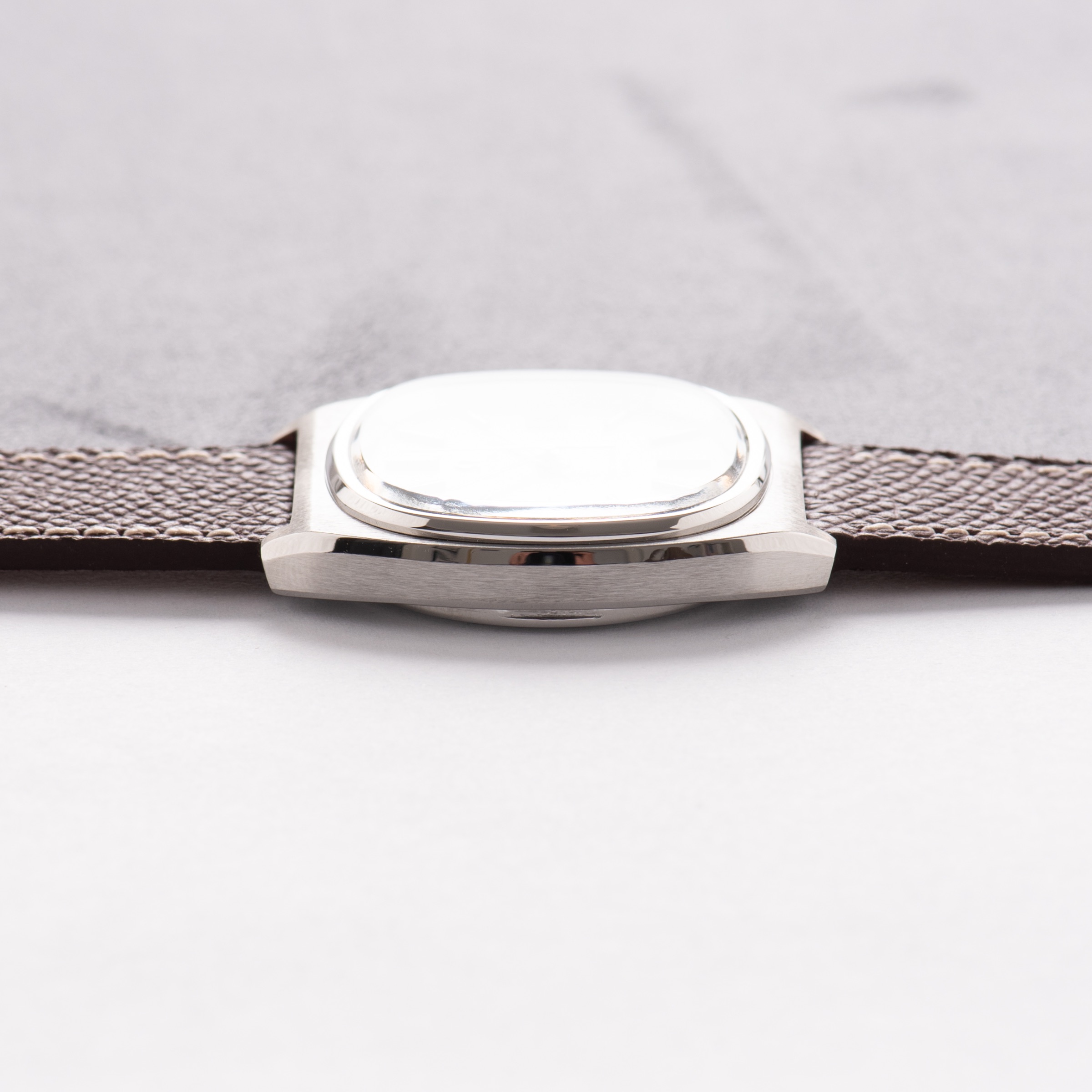 View of Omega Seamaster Quartz — silver dial — Ref. 196.0115 — 1977